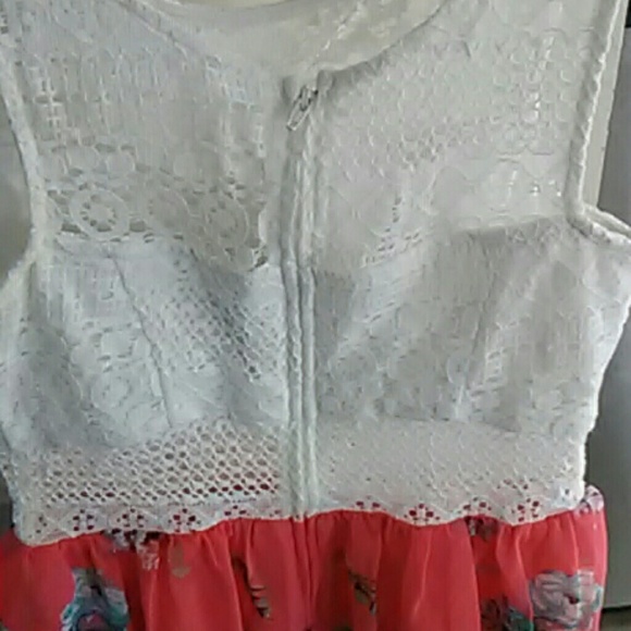 Dress - Picture 4 of 4